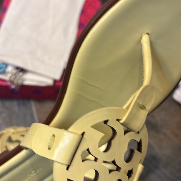 Tory Burch Miller Welt Sandal - Picture 5 of 7